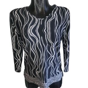 Lavena Black and White Patterned Top Size M